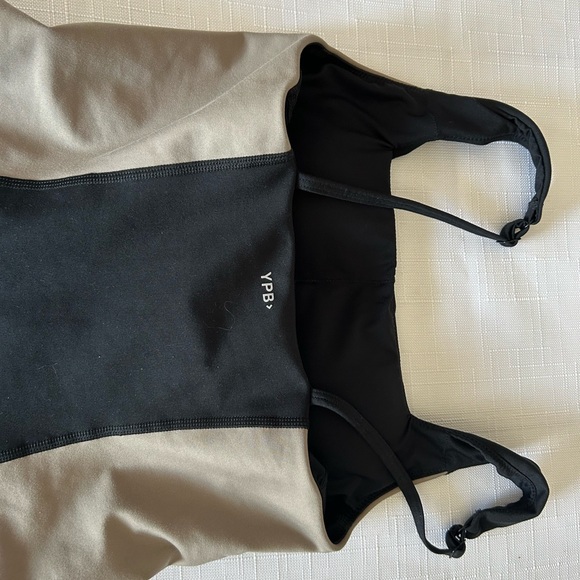 Abercrombie & Fitch Black/ Cream active Mini Dress Sleeveless - Picture 4 of 14